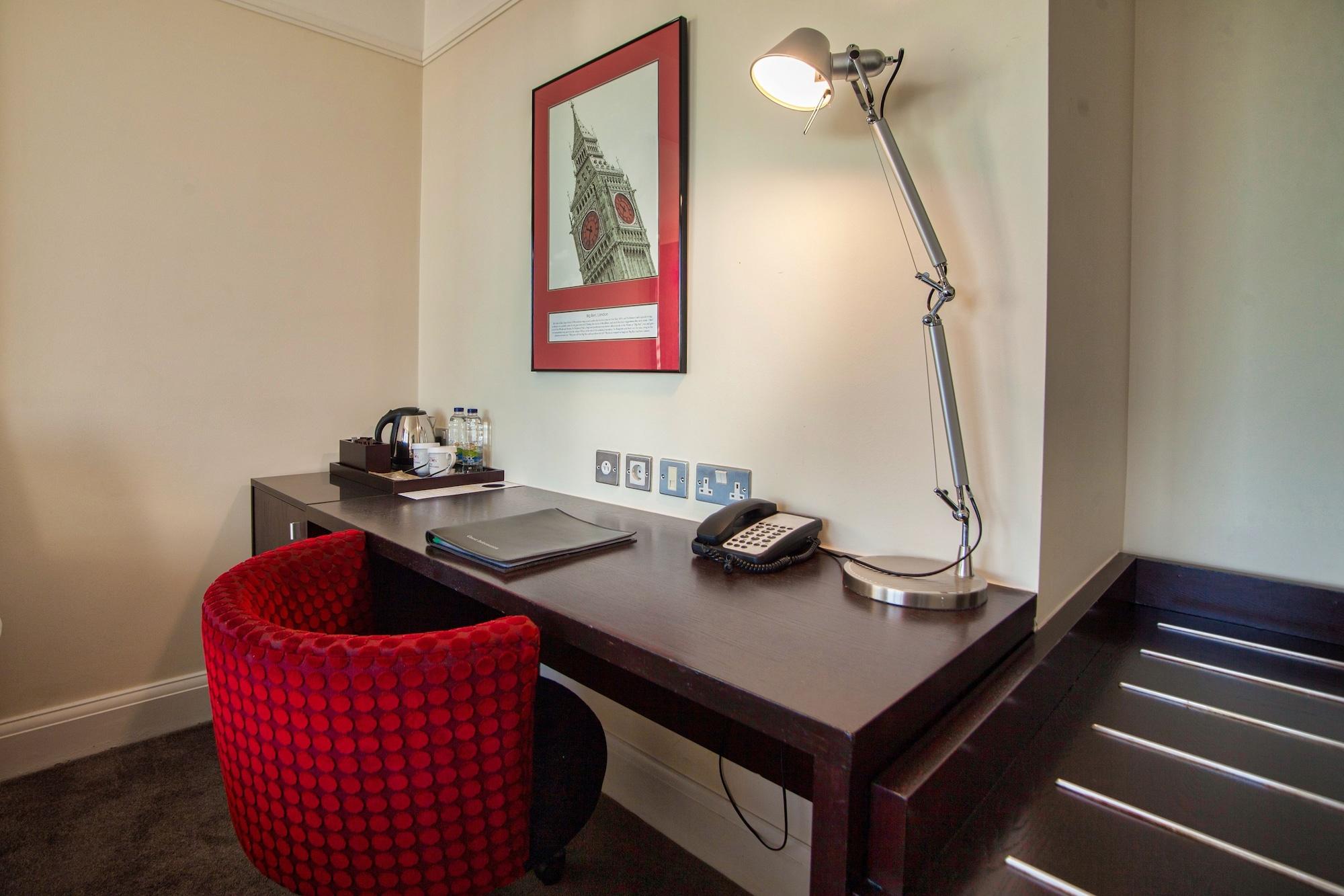 Carlton Hotel Blanchardstown Extérieur photo