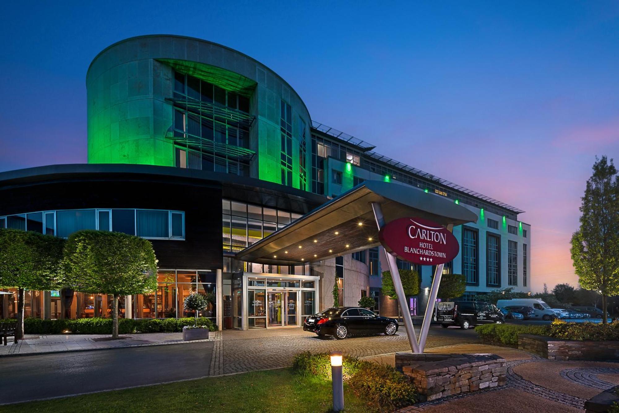 Carlton Hotel Blanchardstown Extérieur photo
