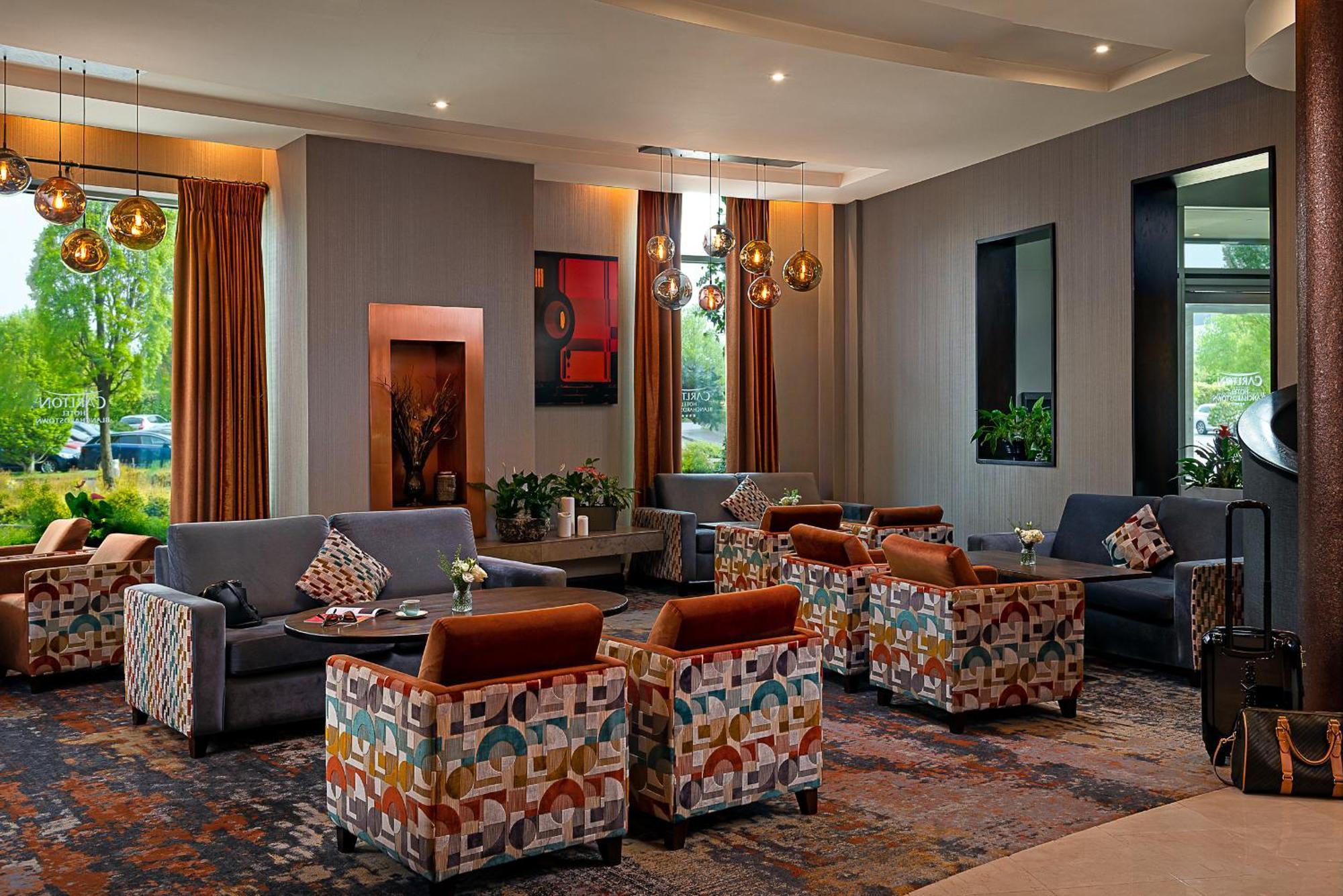 Carlton Hotel Blanchardstown Extérieur photo