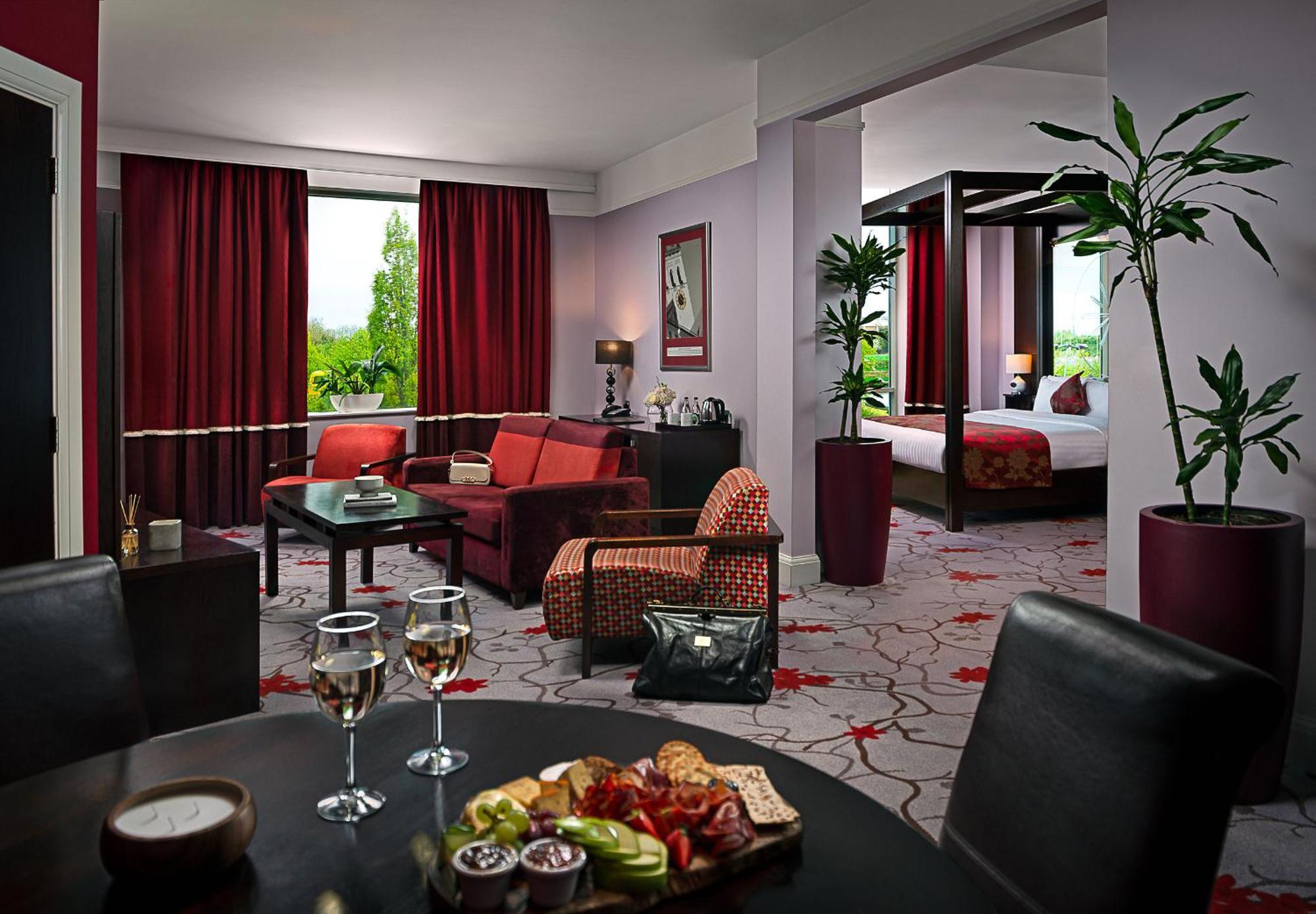 Carlton Hotel Blanchardstown Extérieur photo