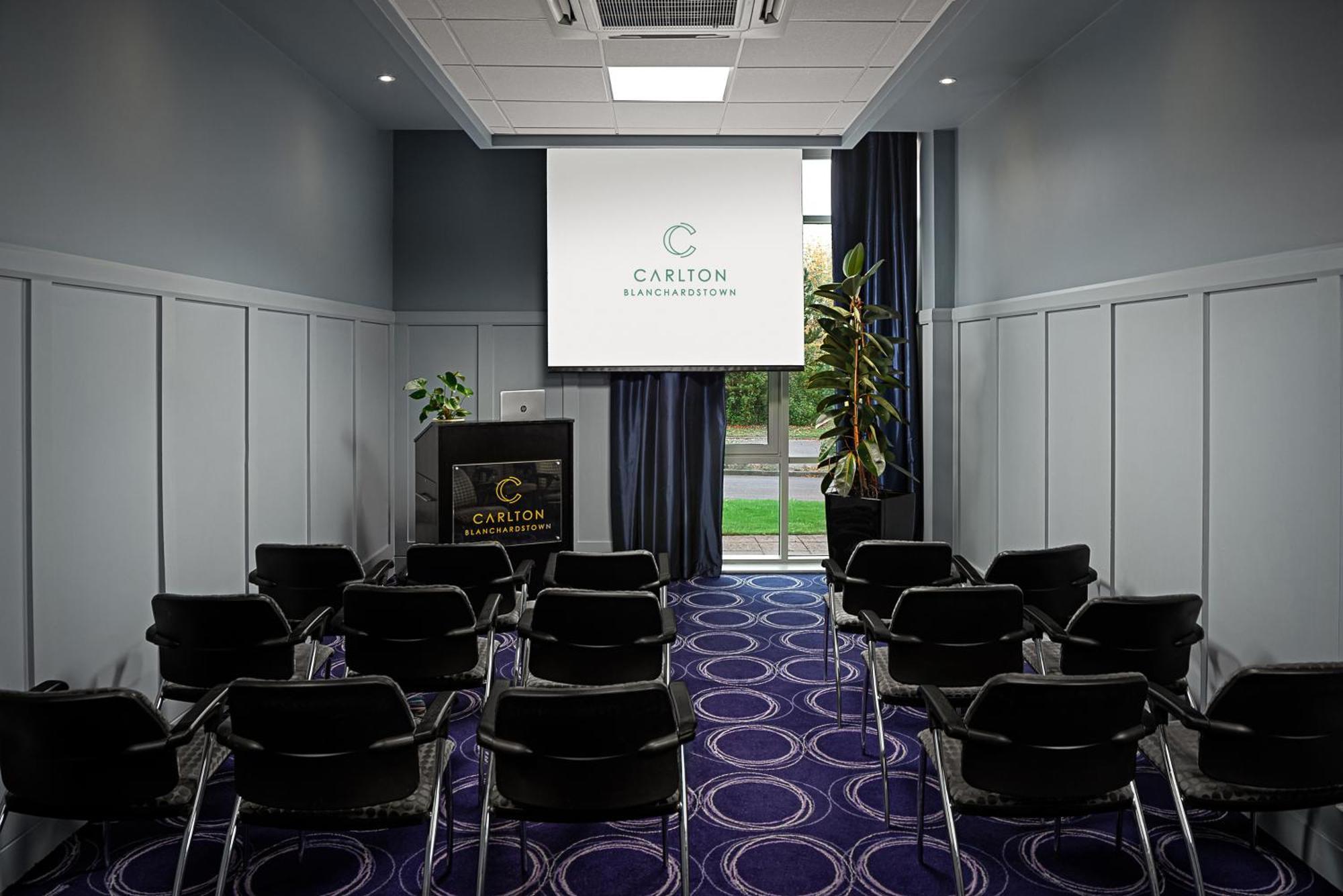 Carlton Hotel Blanchardstown Extérieur photo